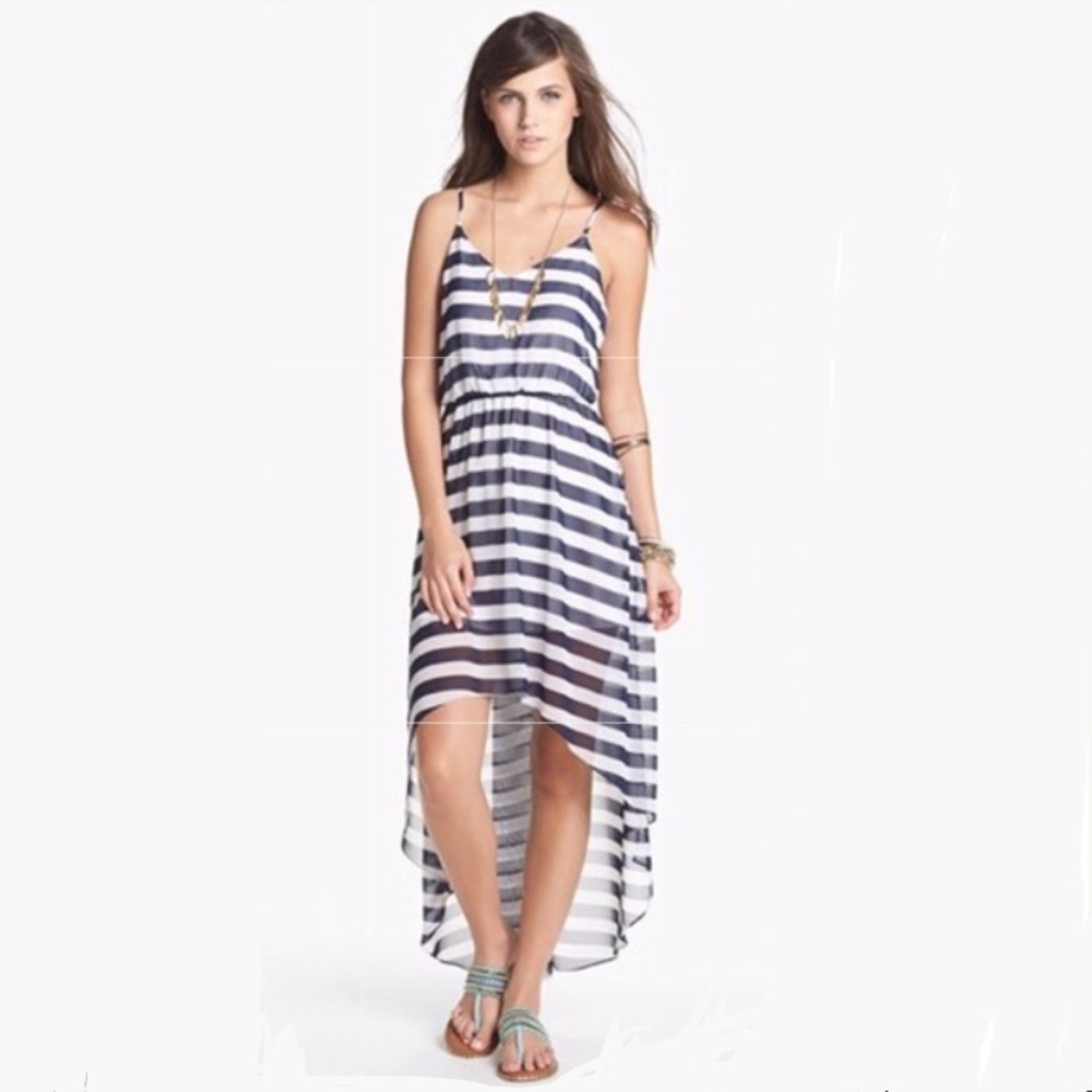 {soprano} dress